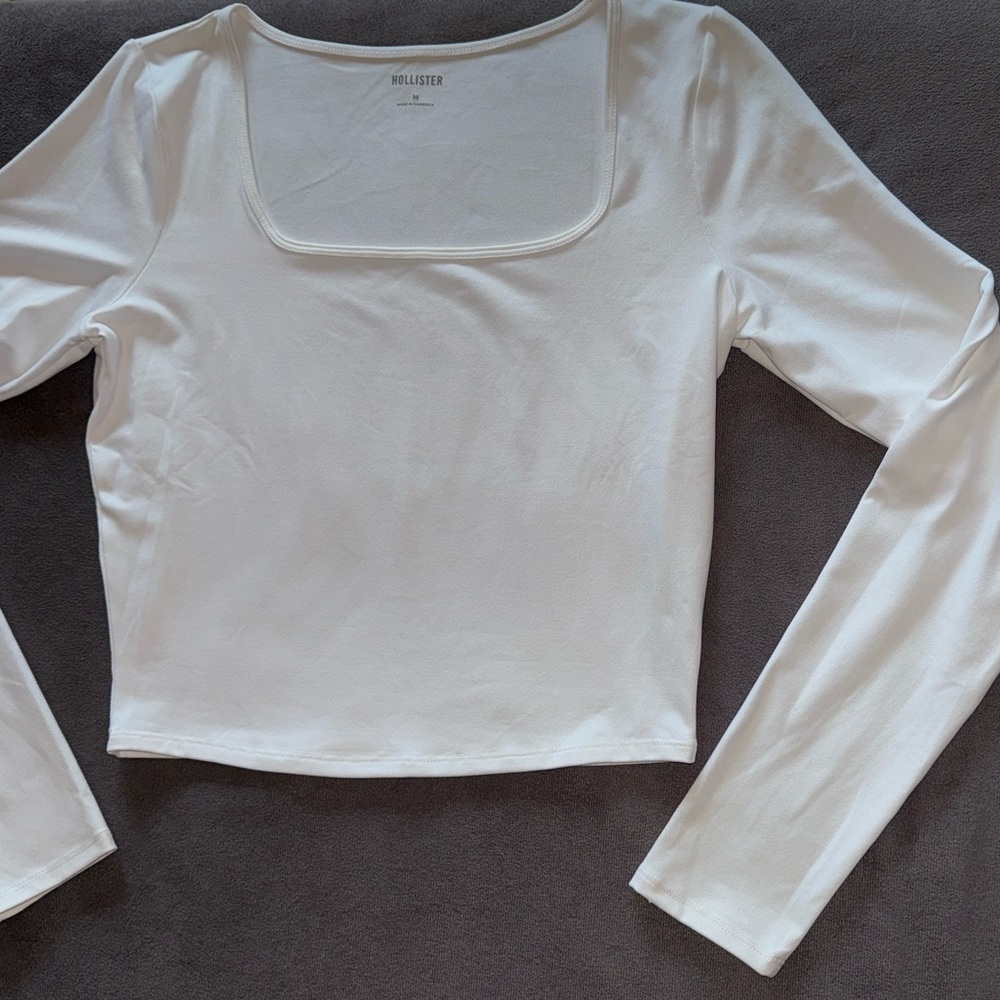 Hollister White Long Sleeve Square Neck Top Medium Casual Staple Essential - Picture 9 of 12